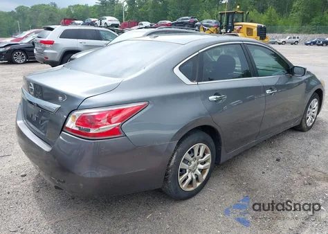 2015 Nissan Altima 2.5/2.5 S/2.5 Sl/2.5 Sv из США, поврежденный, VIN 1N4AL3AP3FN324151